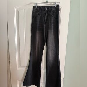 KanCan Women's Black Flared Jeans size 5/26